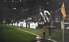 凯恩与60激战曼联分钟，重返赛场胜负难料！，巴特勒焦点对战上演精彩一战